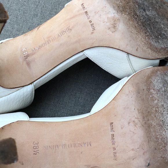 Manolo Blahnik Cream Strappy Heels - Picture 8 of 9